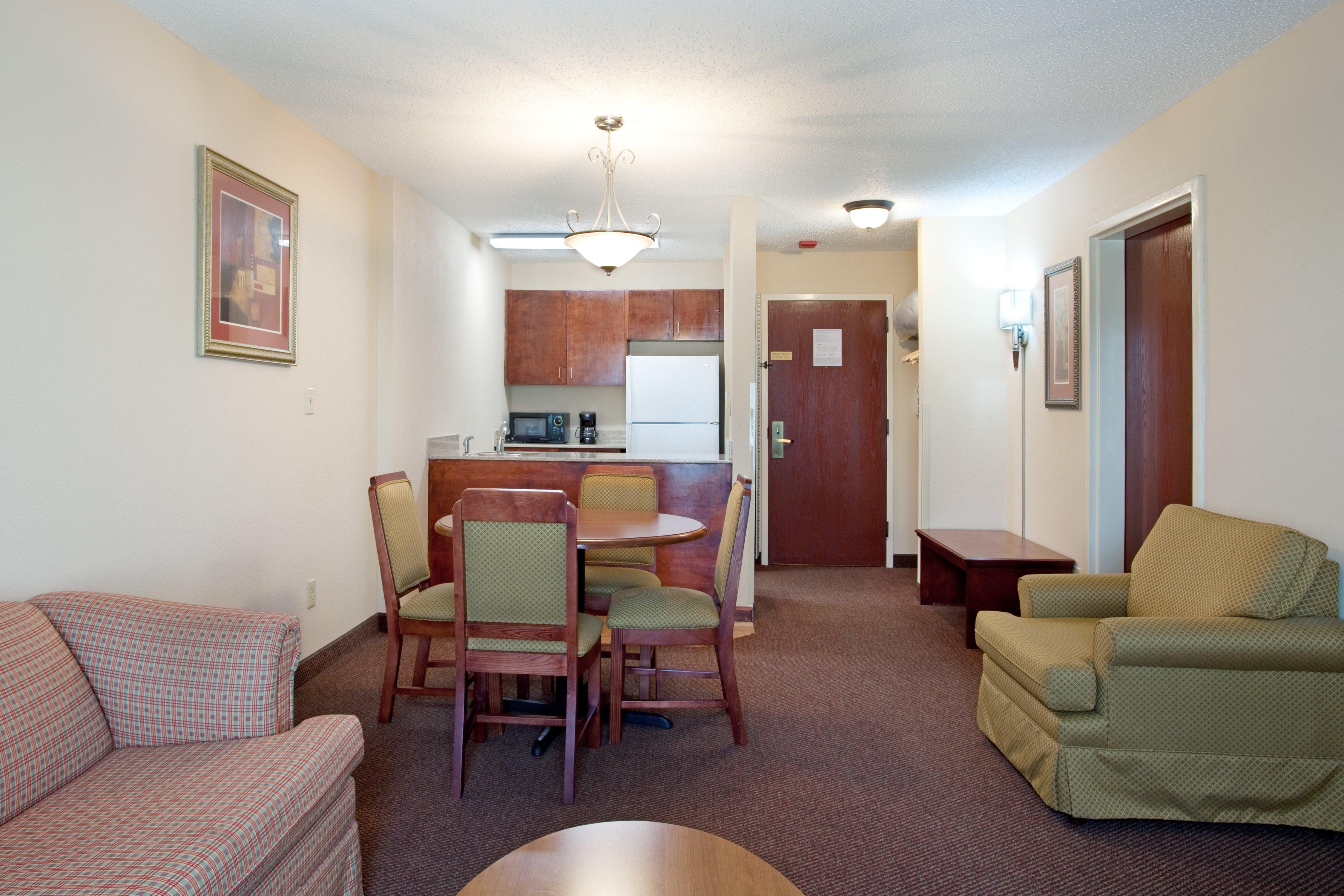 Holiday Inn Express & Suites Sulphur - Lake Charles By Ihg Экстерьер фото