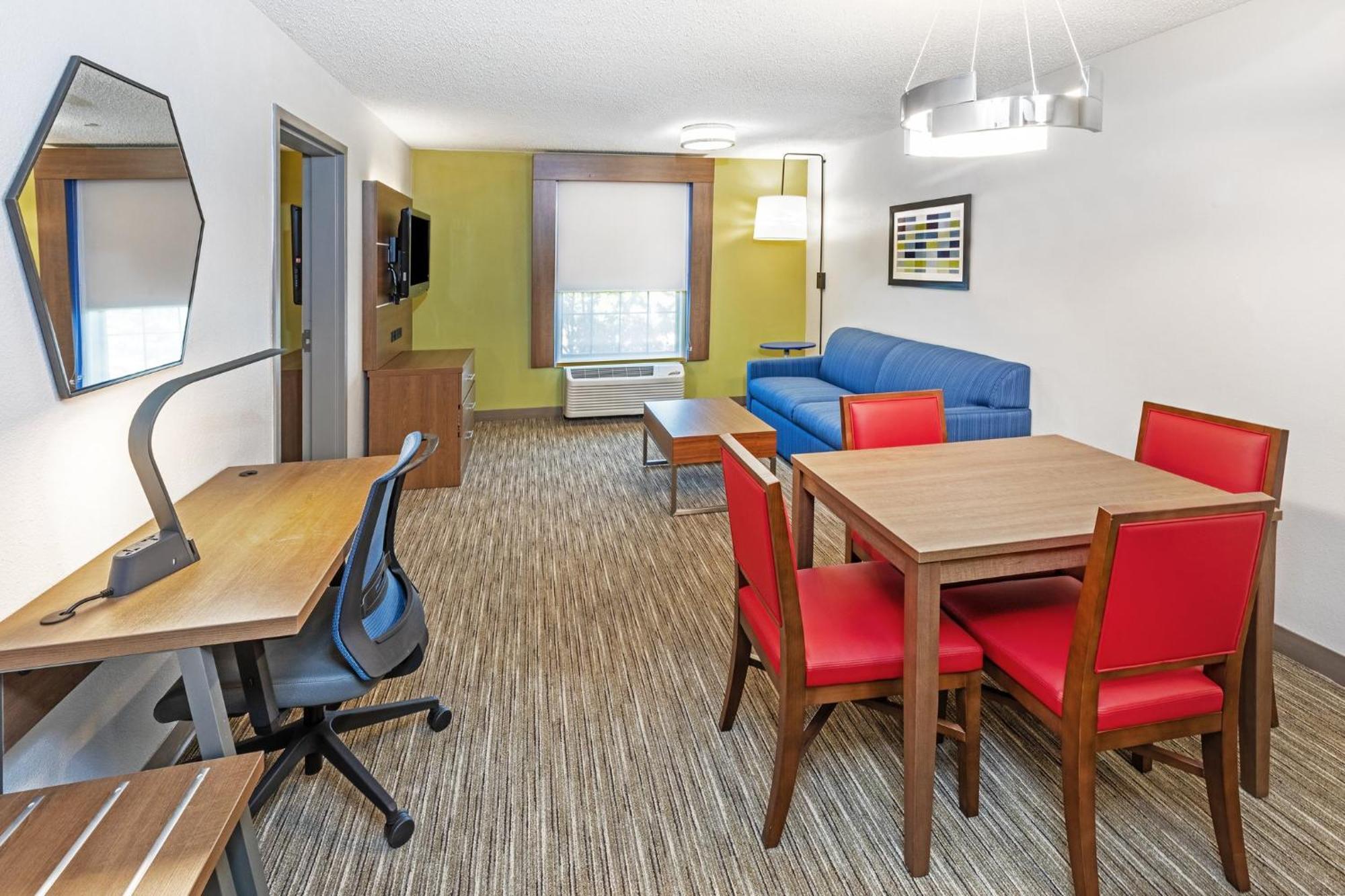 Holiday Inn Express & Suites Sulphur - Lake Charles By Ihg Экстерьер фото