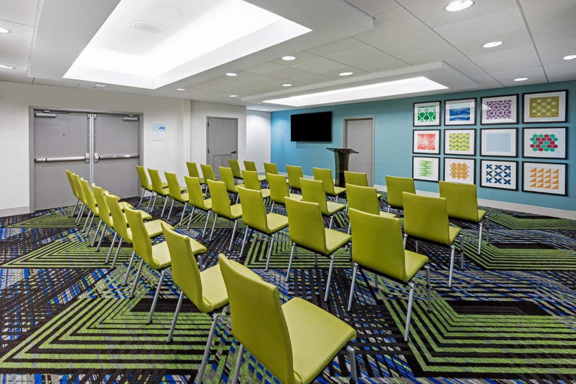 Holiday Inn Express & Suites Sulphur - Lake Charles By Ihg Экстерьер фото