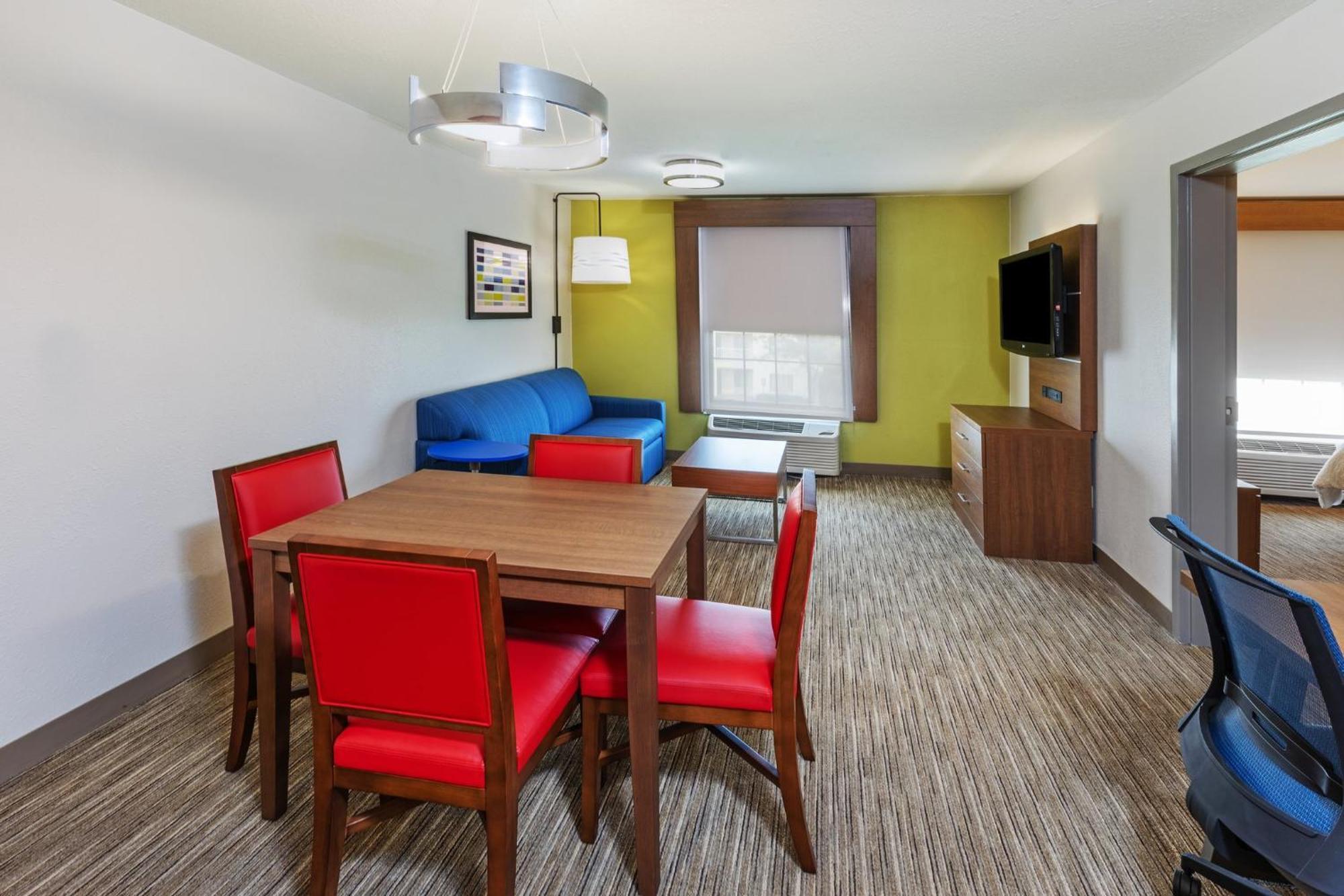 Holiday Inn Express & Suites Sulphur - Lake Charles By Ihg Экстерьер фото