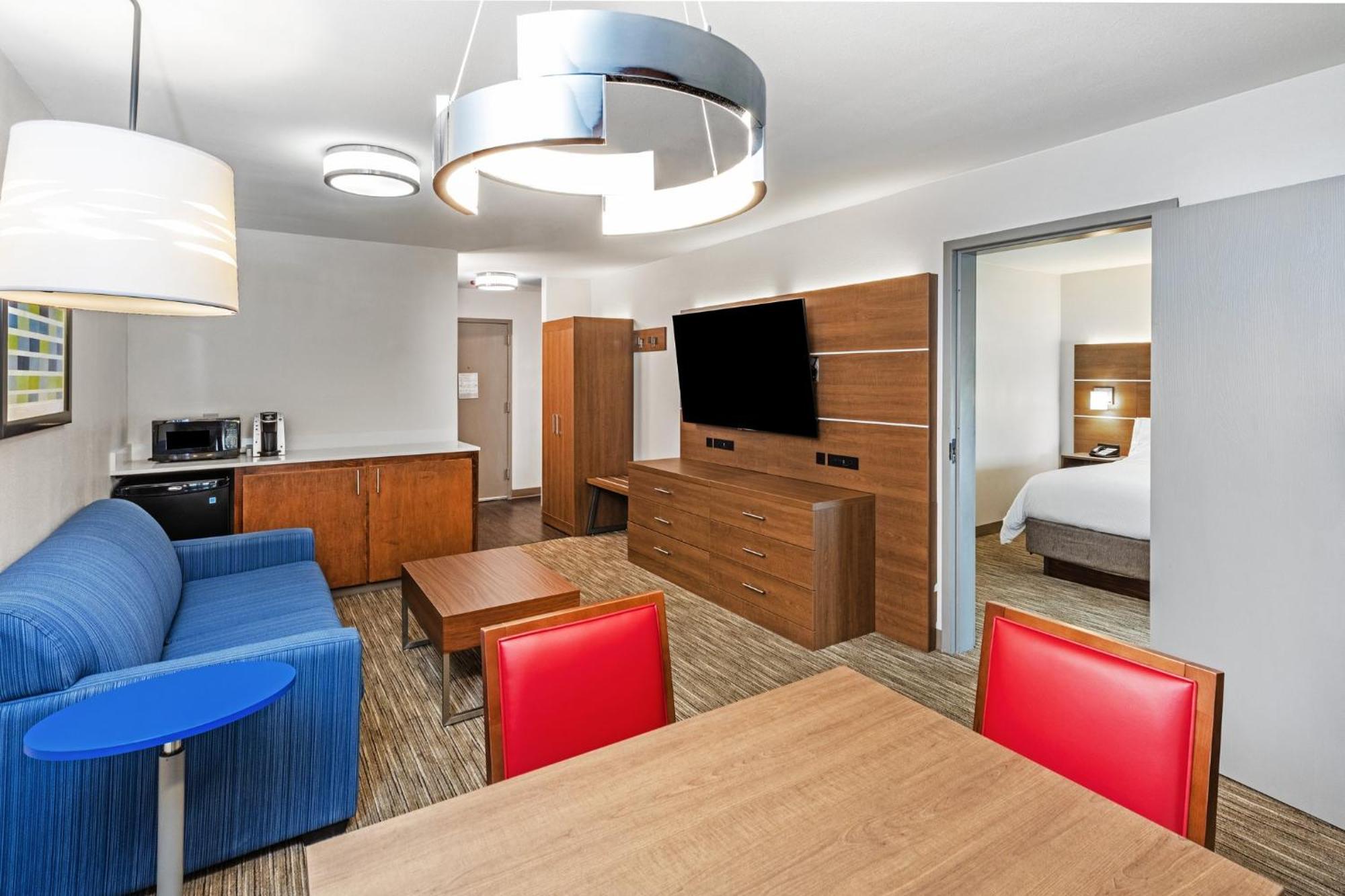 Holiday Inn Express & Suites Sulphur - Lake Charles By Ihg Экстерьер фото