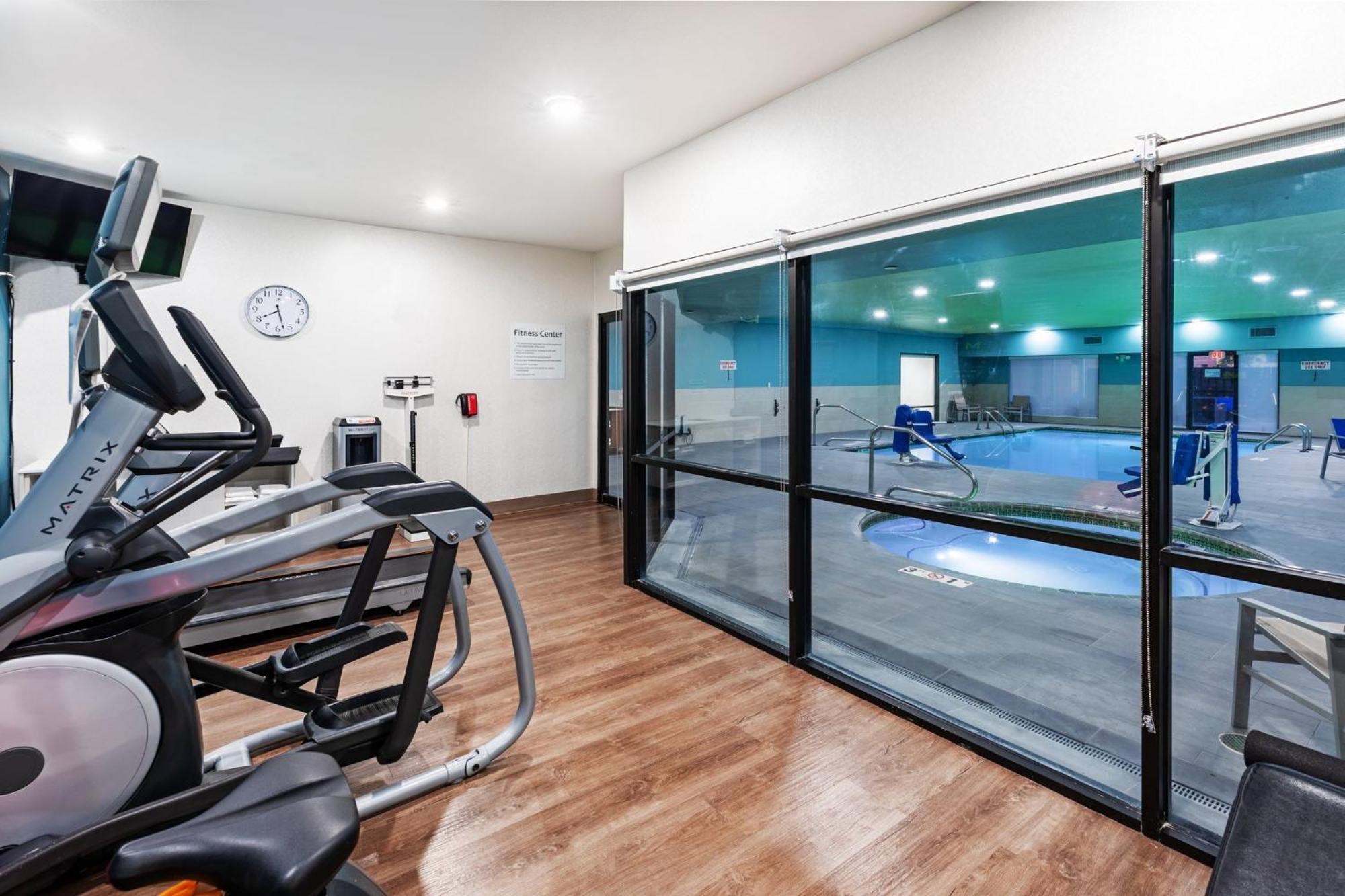 Holiday Inn Express & Suites Sulphur - Lake Charles By Ihg Экстерьер фото