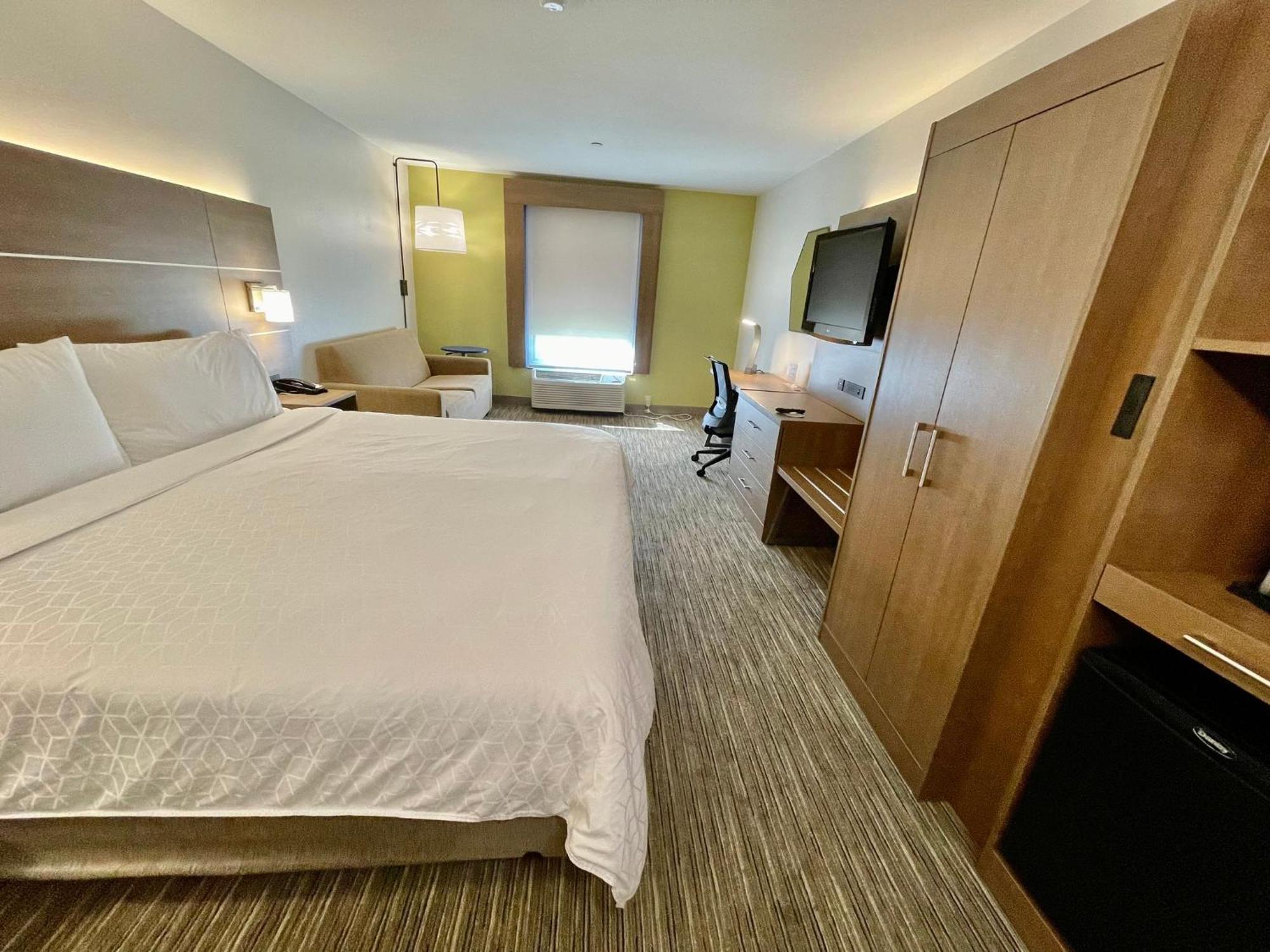 Holiday Inn Express & Suites Sulphur - Lake Charles By Ihg Экстерьер фото