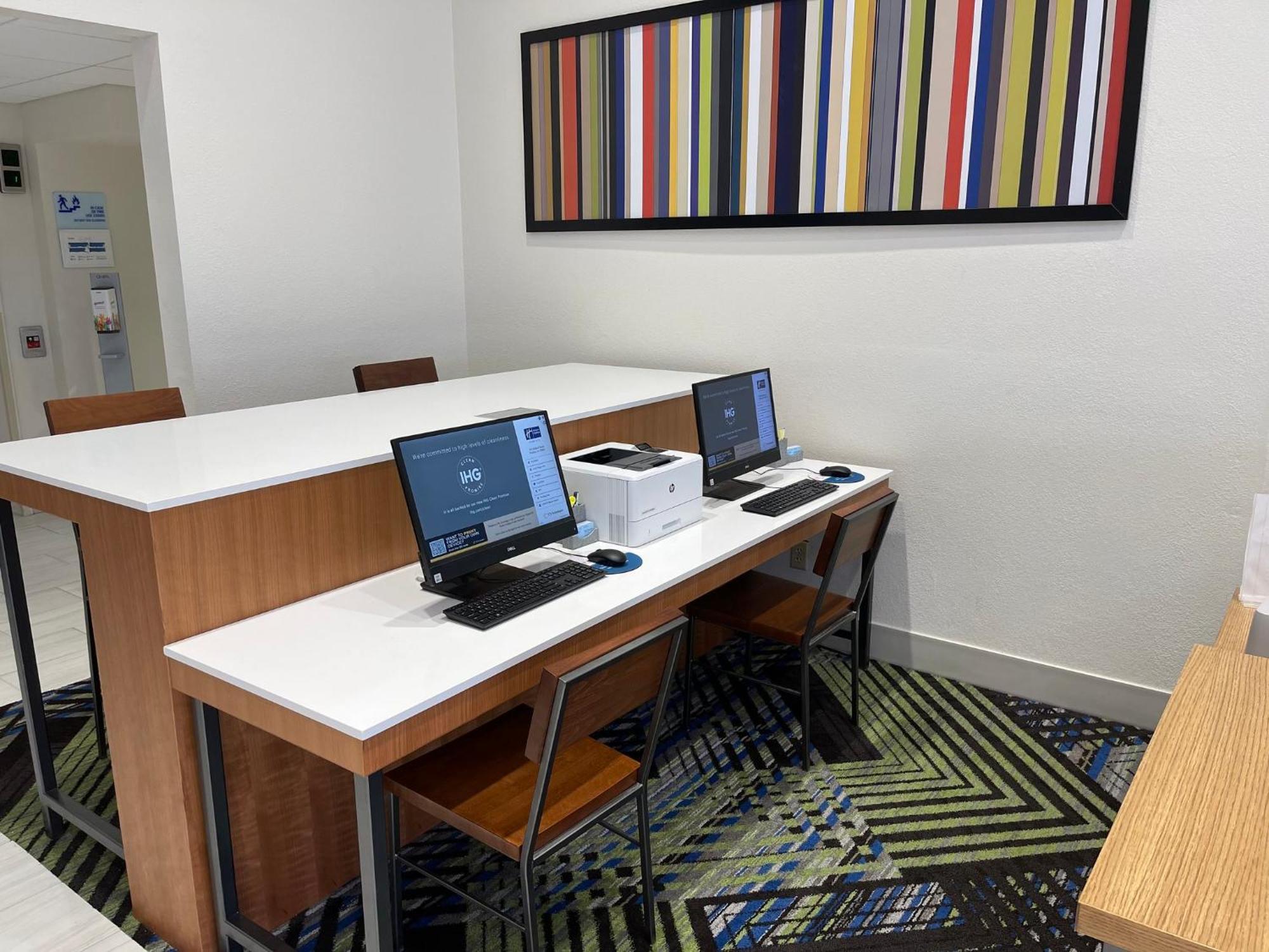 Holiday Inn Express & Suites Sulphur - Lake Charles By Ihg Экстерьер фото